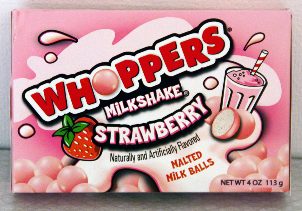 Драже Whoppers Milkshake Strawberry 113г